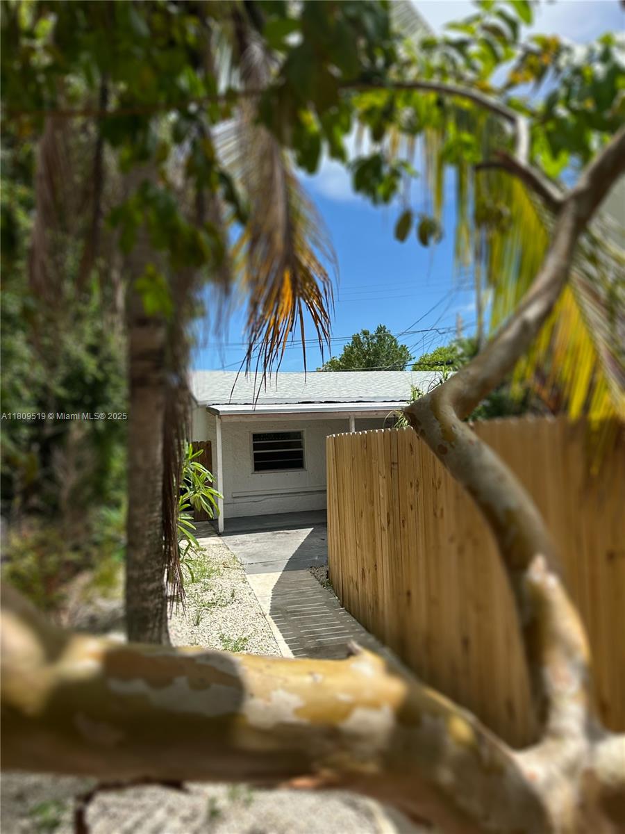 Rental Property at 2380 Sw 11th St B, Miami, Broward County, Florida - Bedrooms: 1 
Bathrooms: 1  - $2,000 MO.