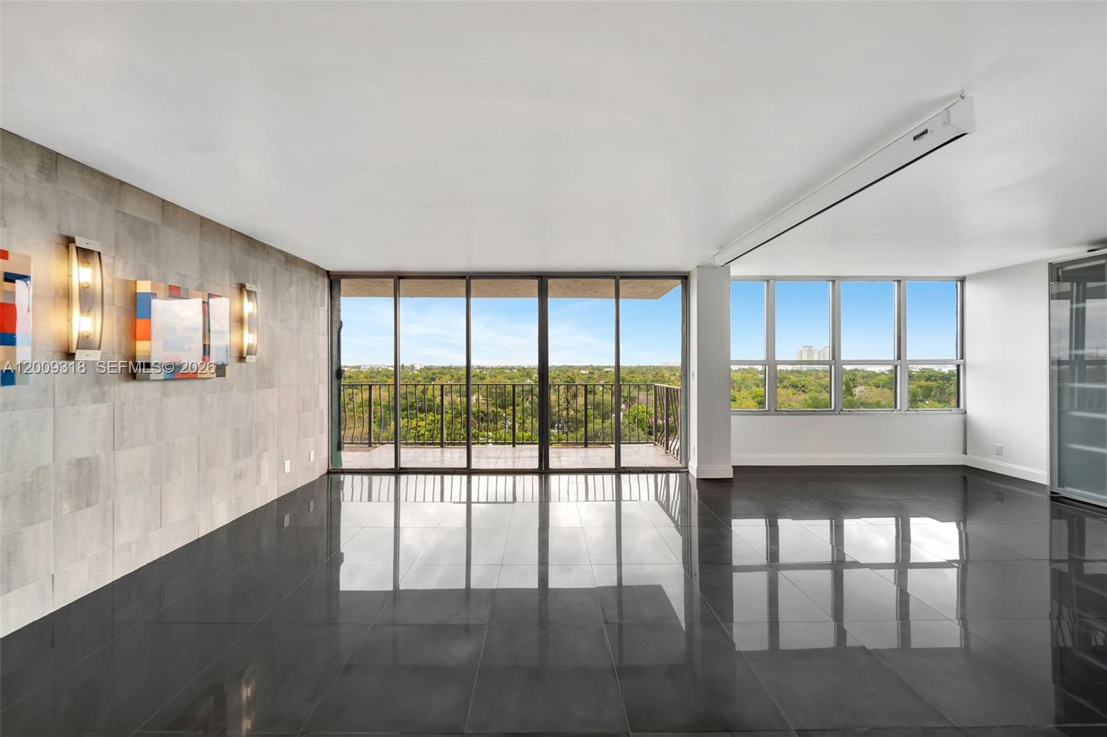 THE PALM BAY YACHT CLUB C - Residential