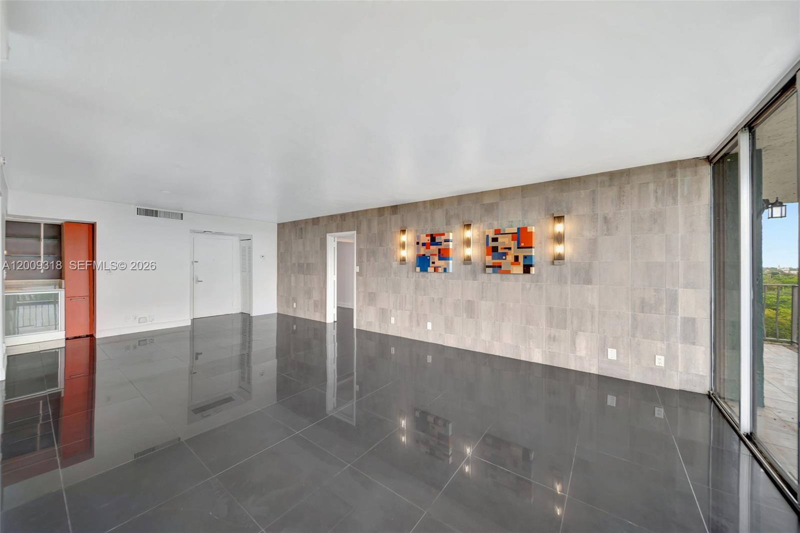 THE PALM BAY YACHT CLUB C - Residential
