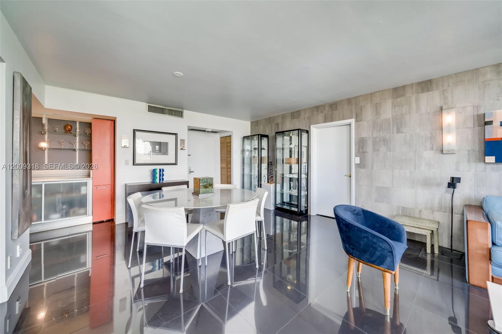 THE PALM BAY YACHT CLUB C - Residential