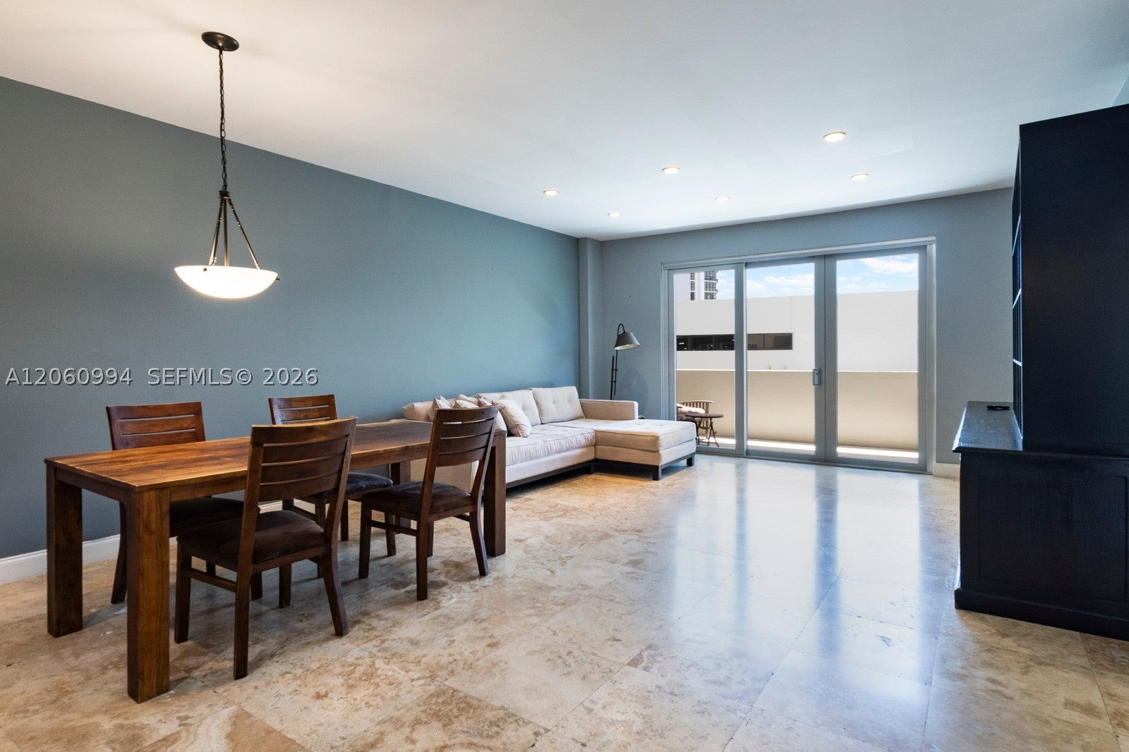 5 Island Ave LE