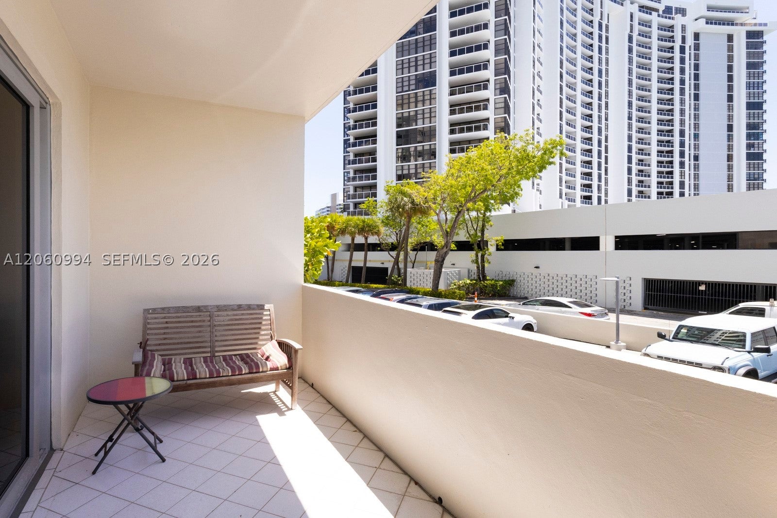 5 Island Ave LE