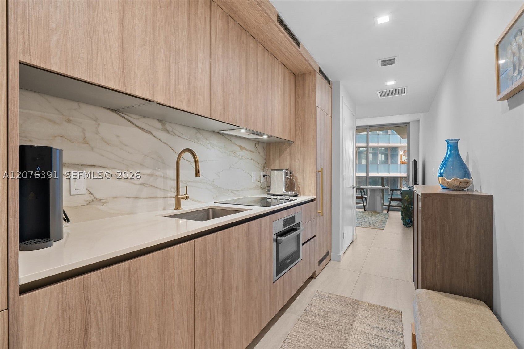 77 SE 5th St 2805