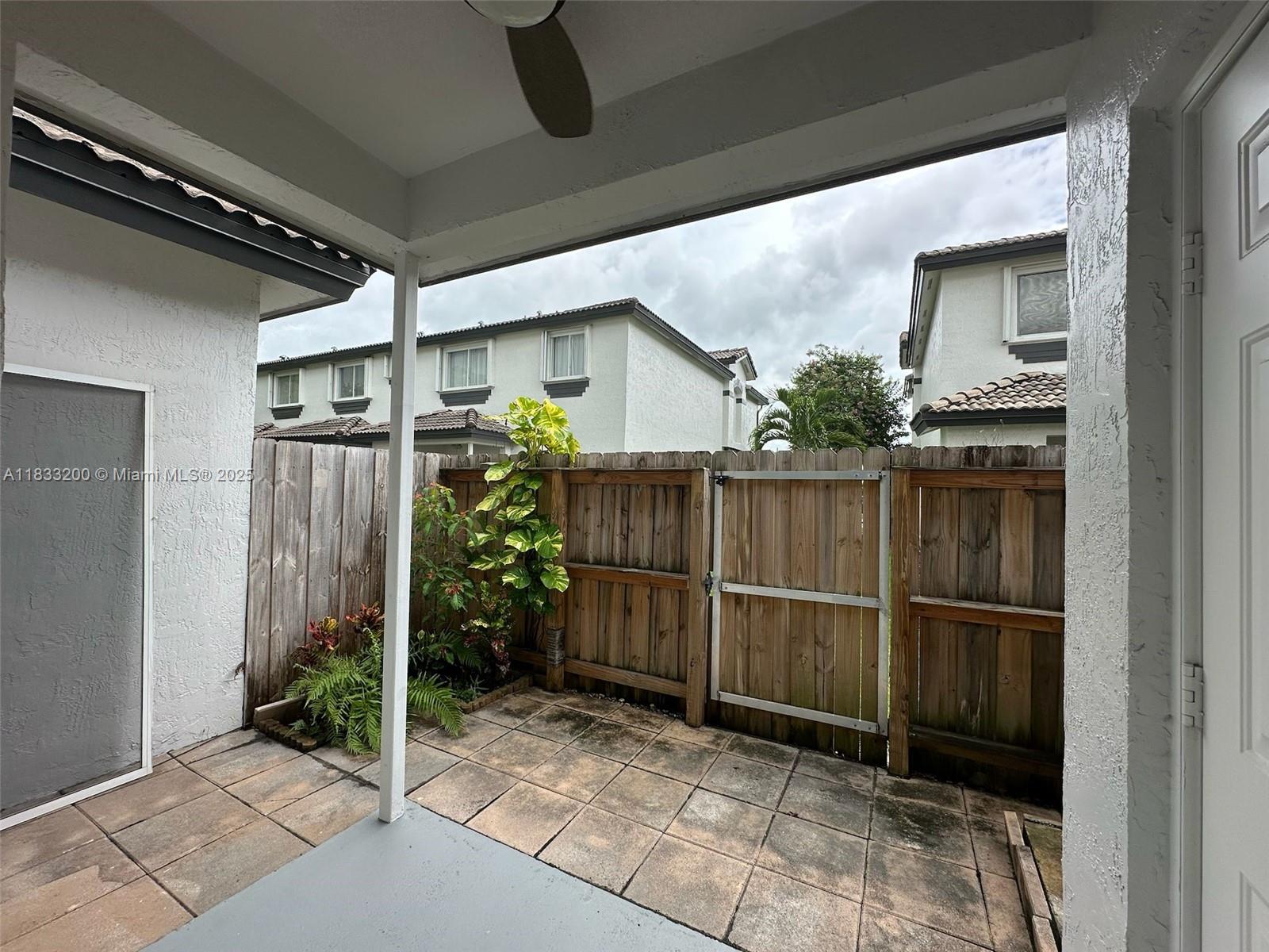 TOWNGATE CONDO SEVEN - Residential