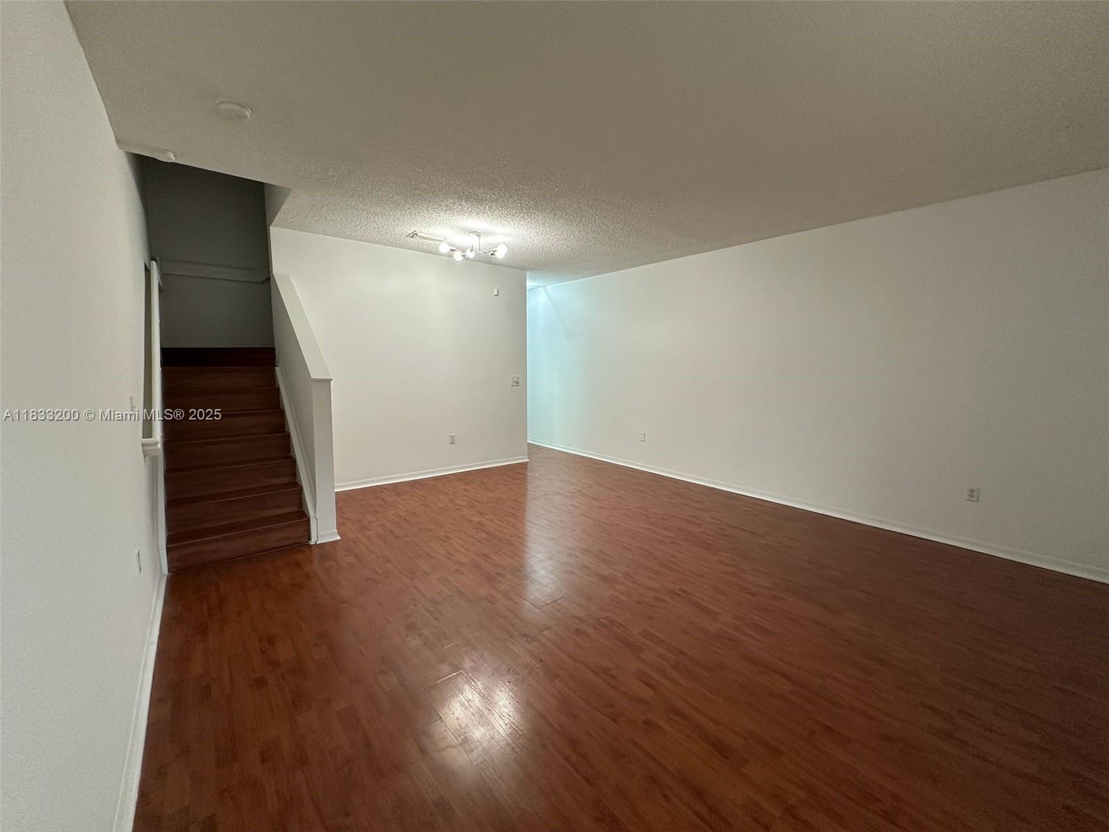 TOWNGATE CONDO SEVEN - Residential