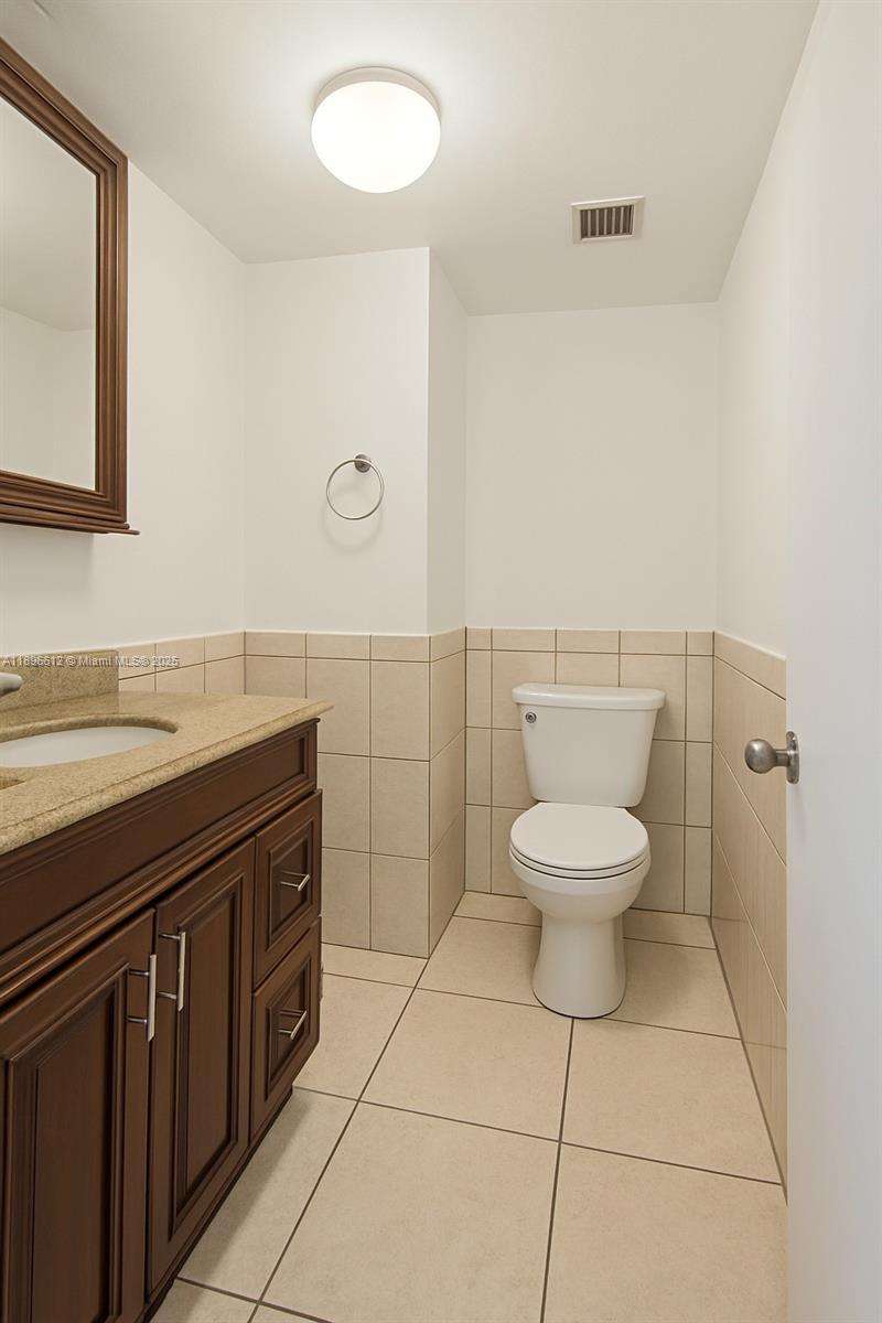 BAYSWATER COURT CONDO - Residential Lease