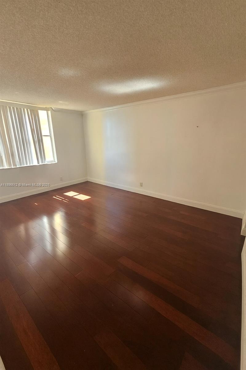 BAYSWATER COURT CONDO - Residential Lease