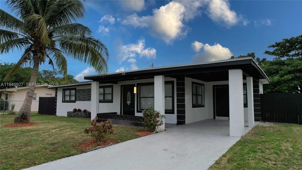 Photo of 2496 SW 8th St, Fort Lauderdale, FL 33312 (MLS # A11945927)