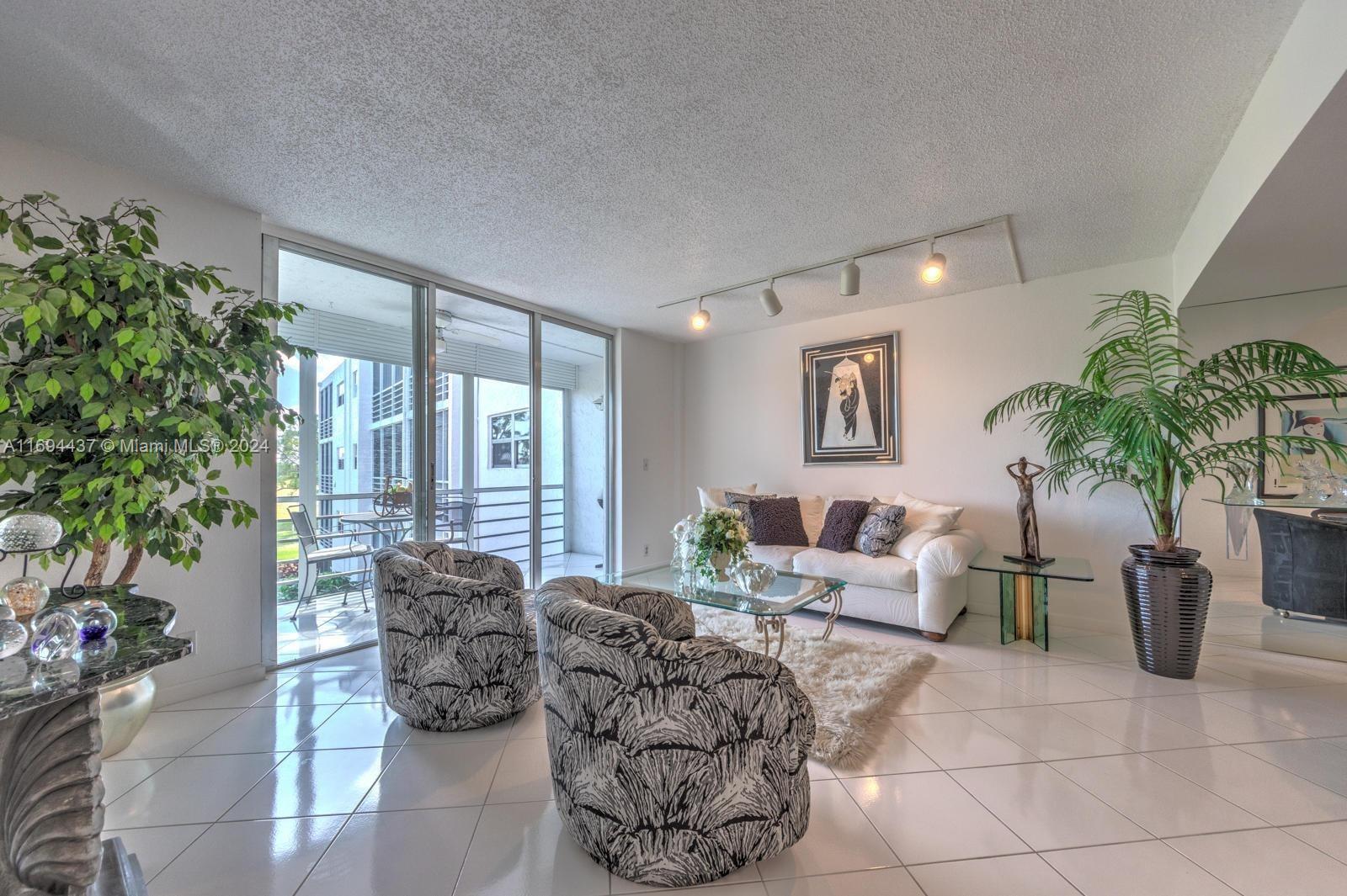 CARLISLE AT POINCIANA CON - Residential