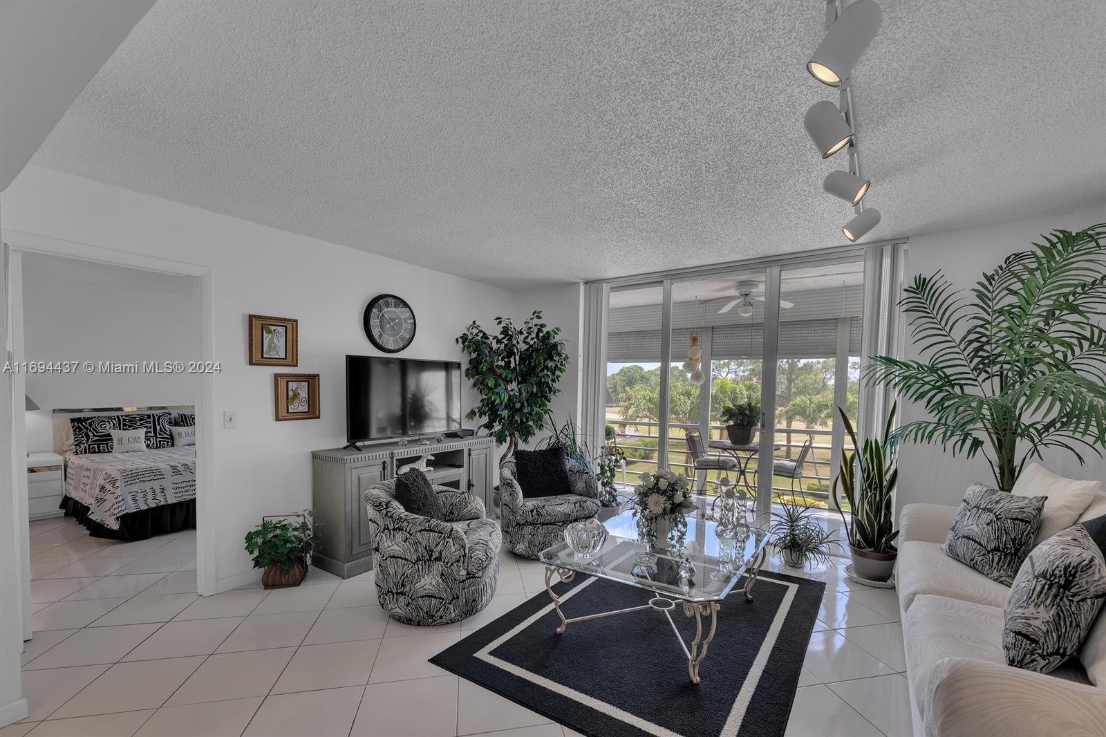 CARLISLE AT POINCIANA CON - Residential