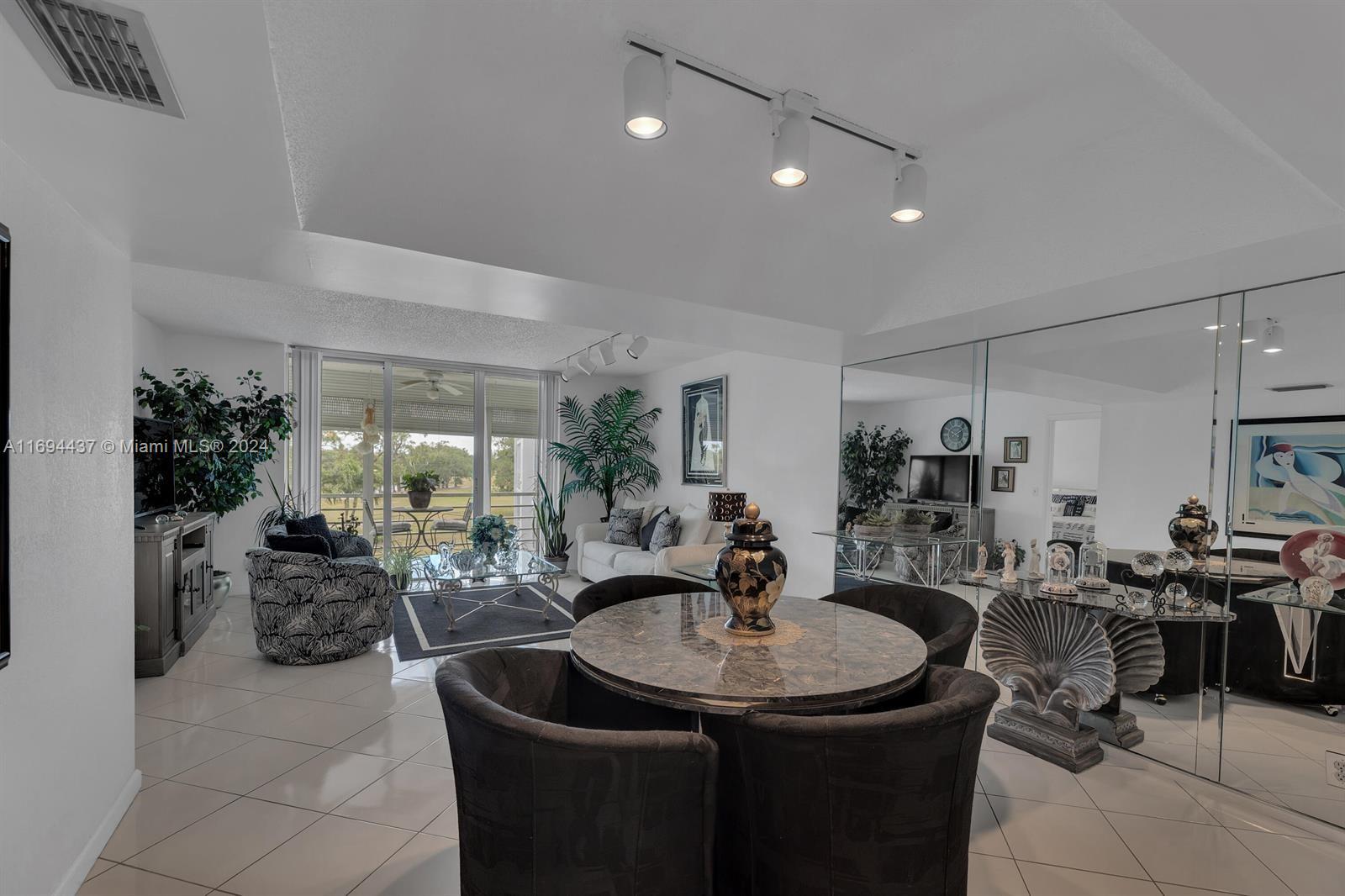 CARLISLE AT POINCIANA CON - Residential