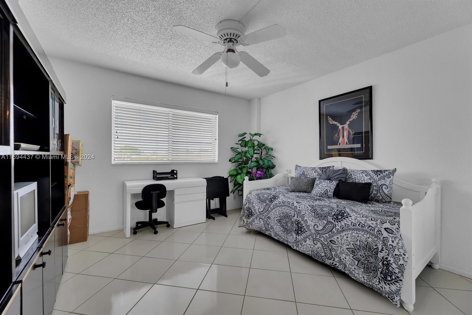 CARLISLE AT POINCIANA CON - Residential
