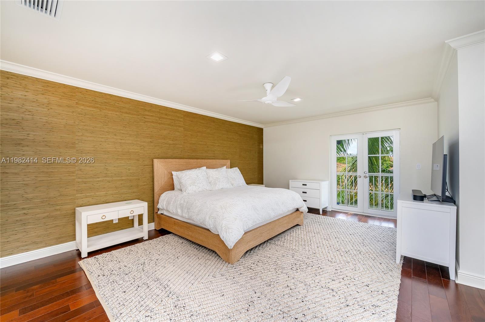 BISCAYNE KEY ESTATES - Residential Lease