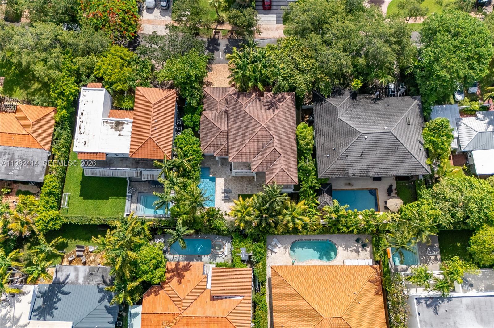 BISCAYNE KEY ESTATES - Residential Lease