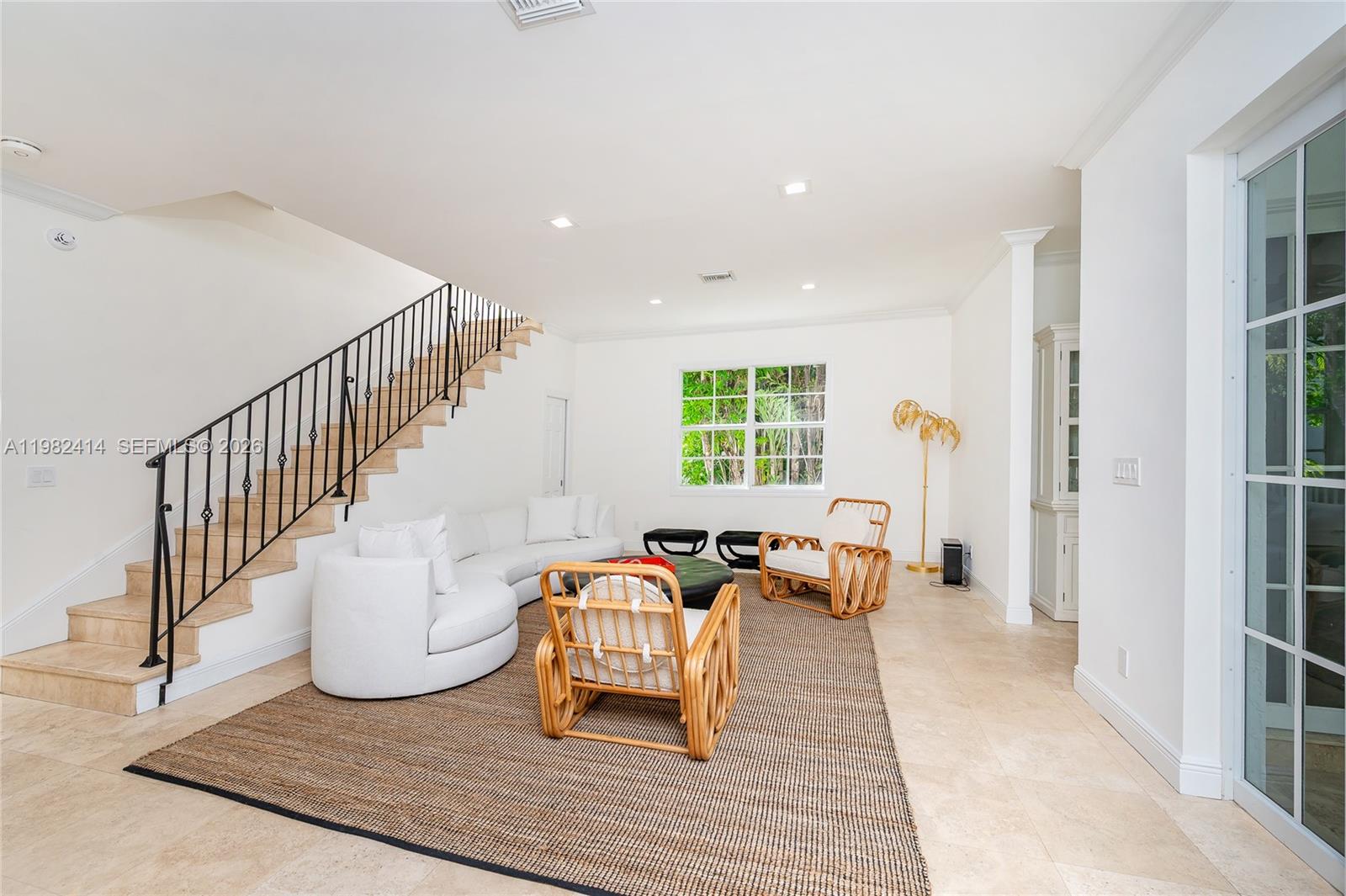 BISCAYNE KEY ESTATES - Residential Lease