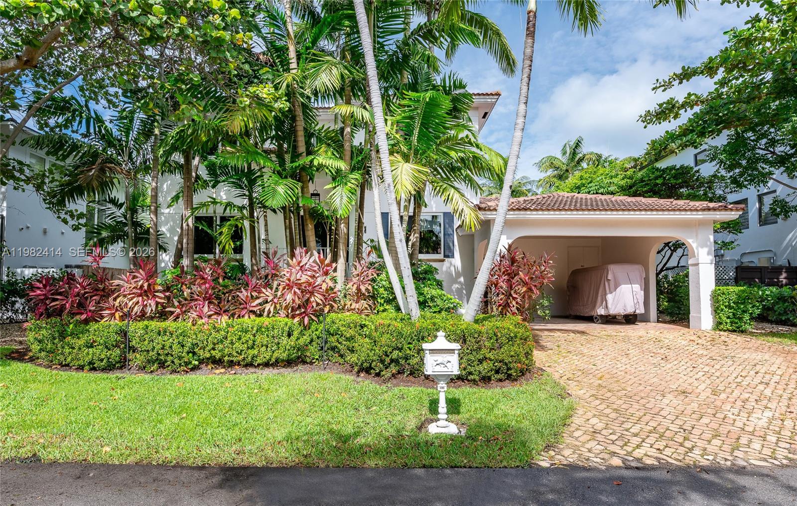 BISCAYNE KEY ESTATES - Residential Lease