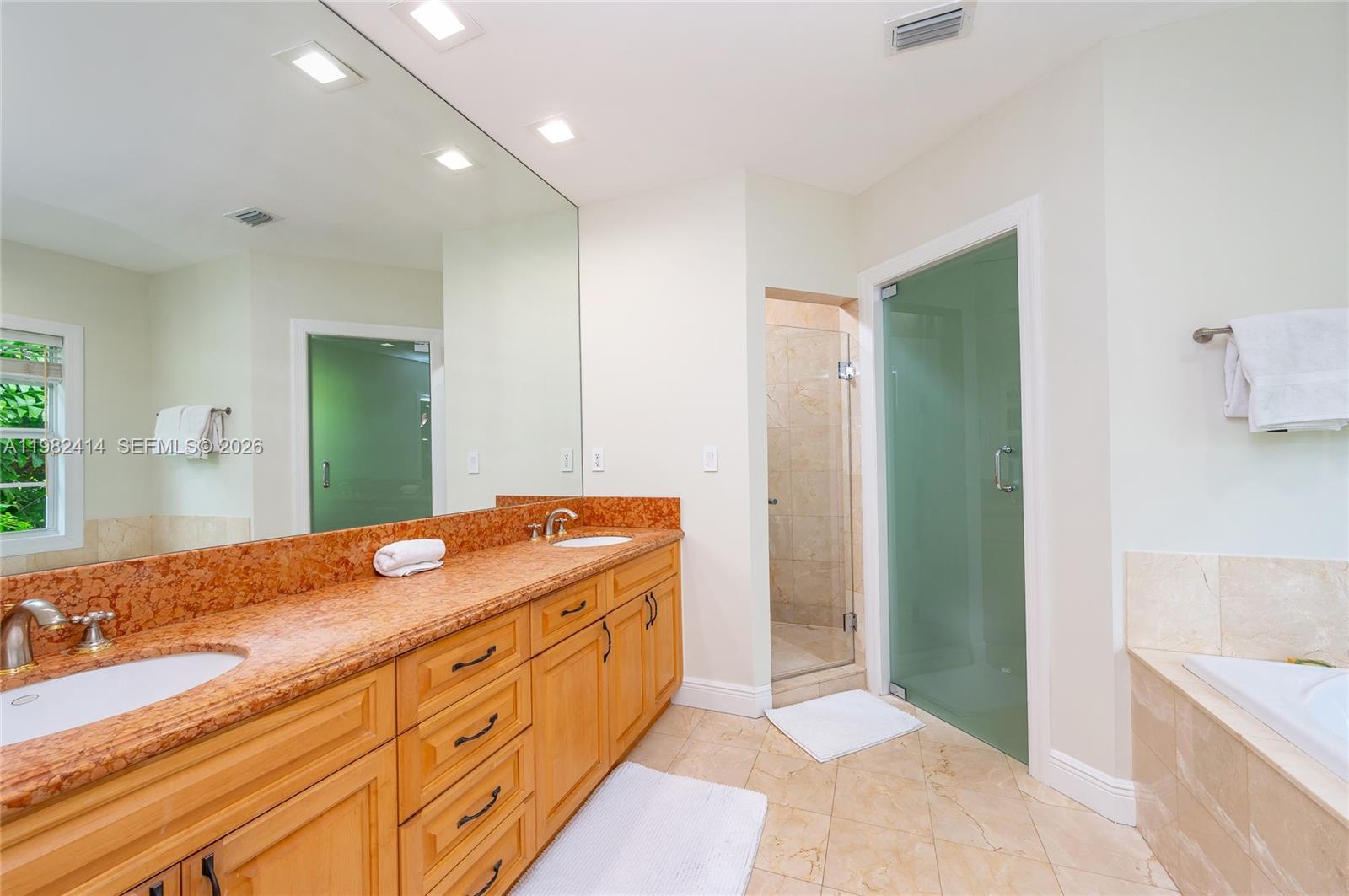 BISCAYNE KEY ESTATES - Residential Lease