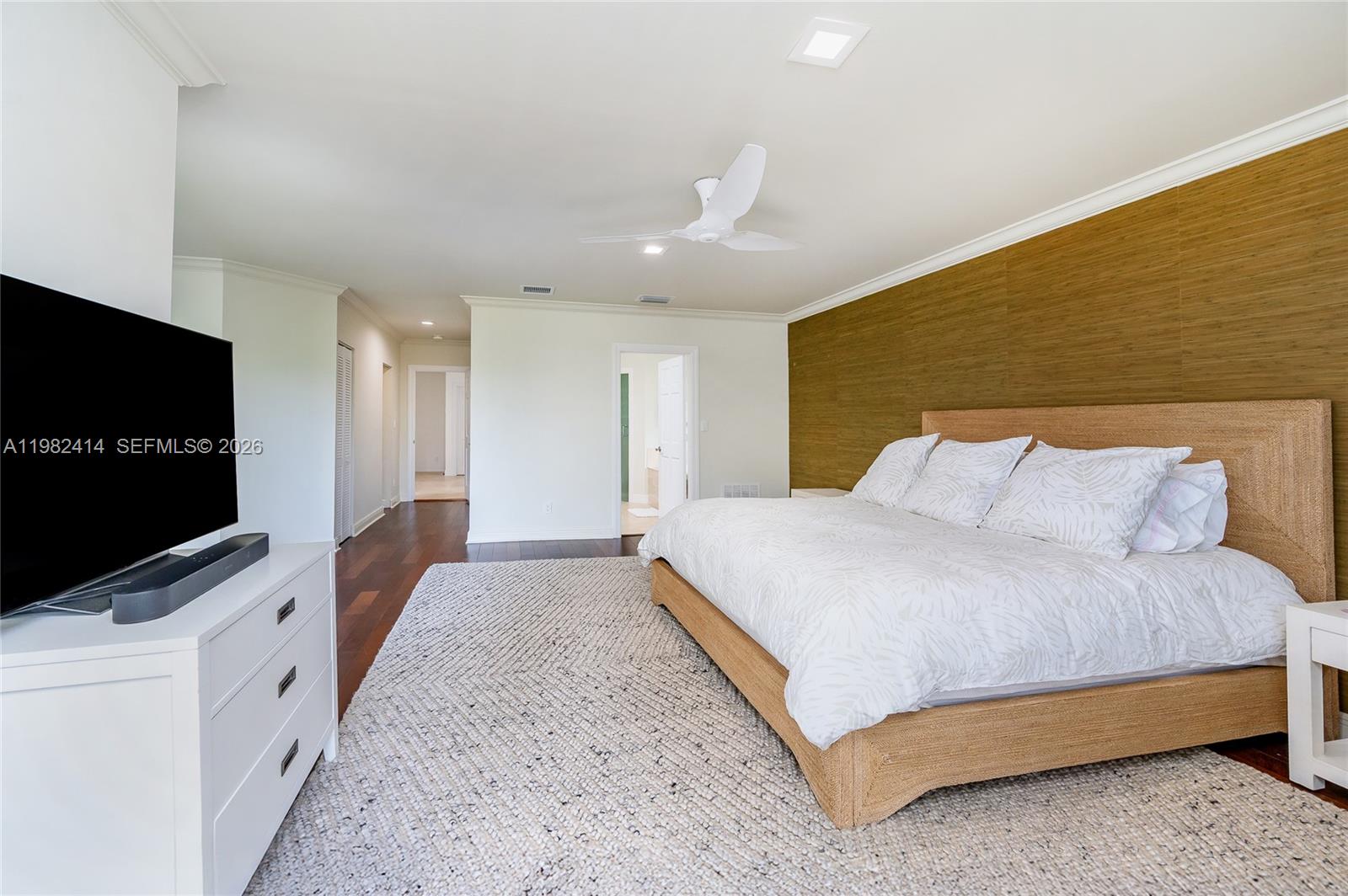 BISCAYNE KEY ESTATES - Residential Lease