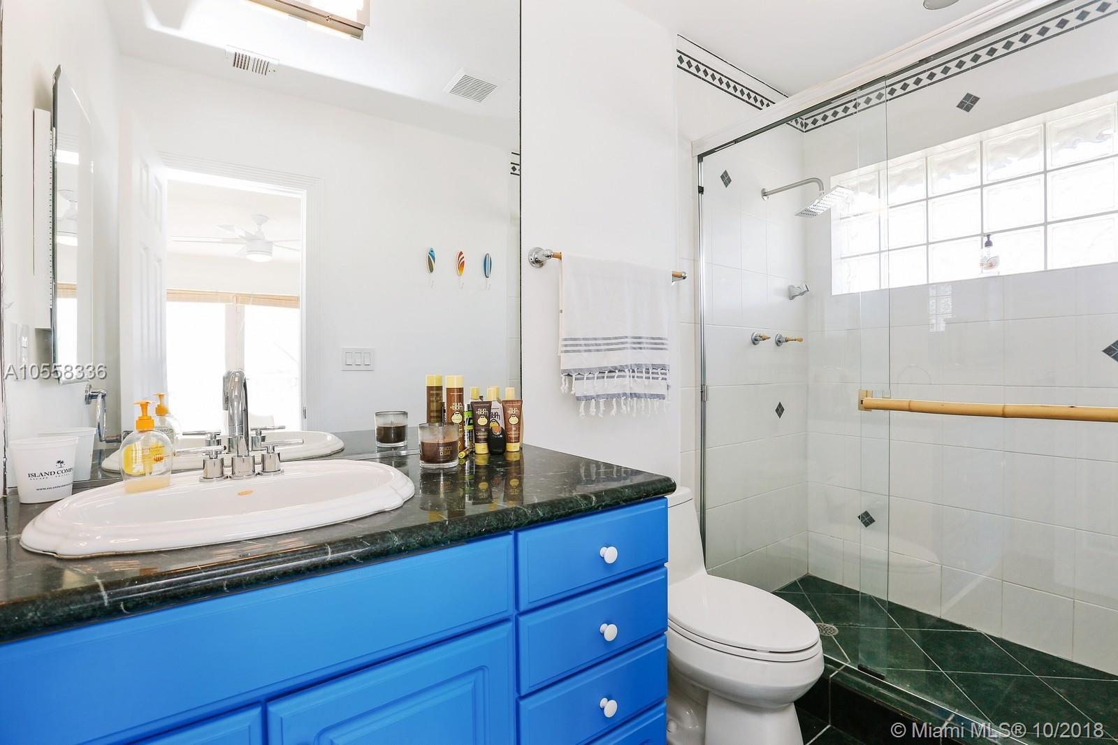 LAUDERDALE BEACH - Residential