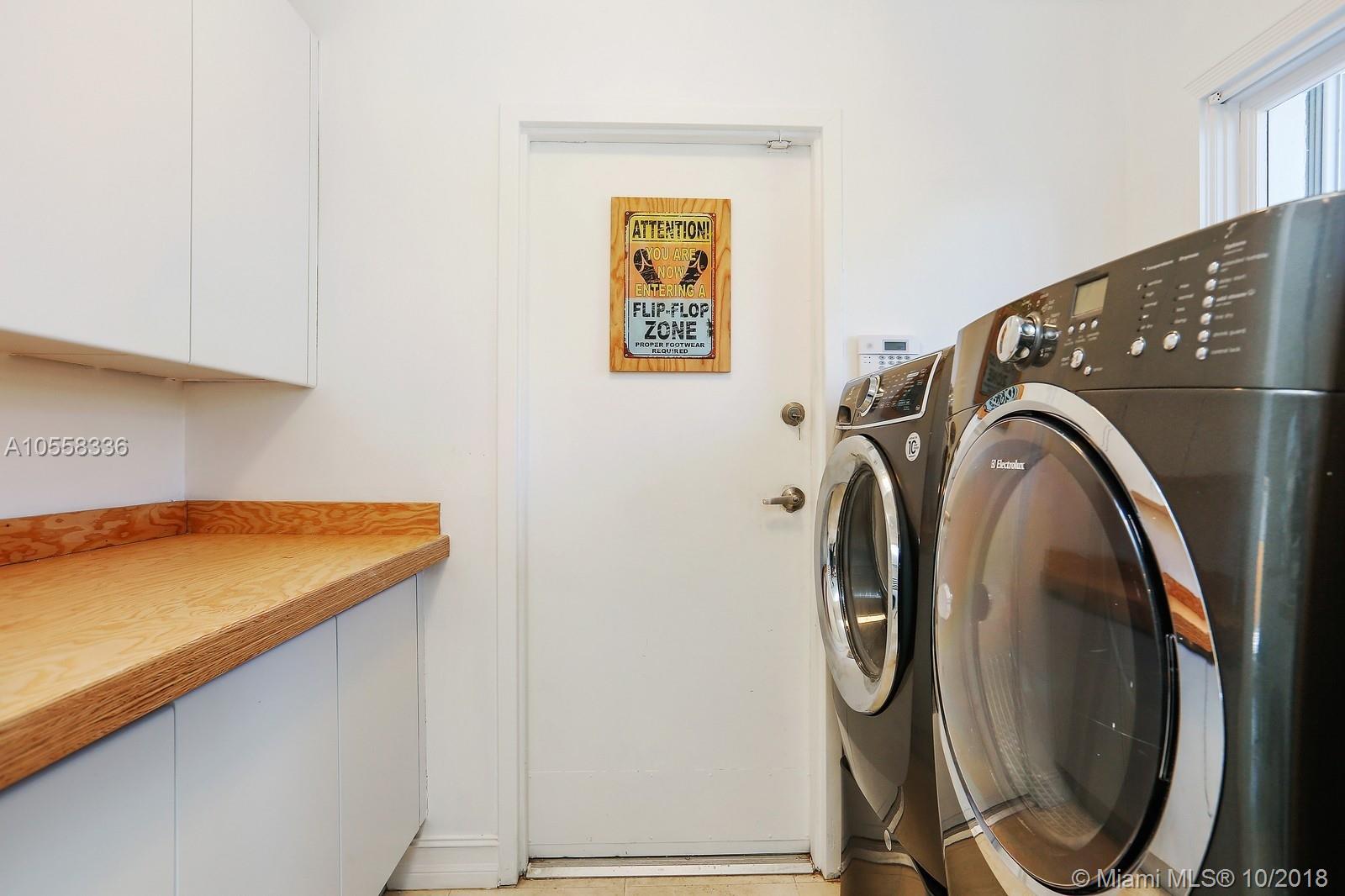 LAUDERDALE BEACH - Residential