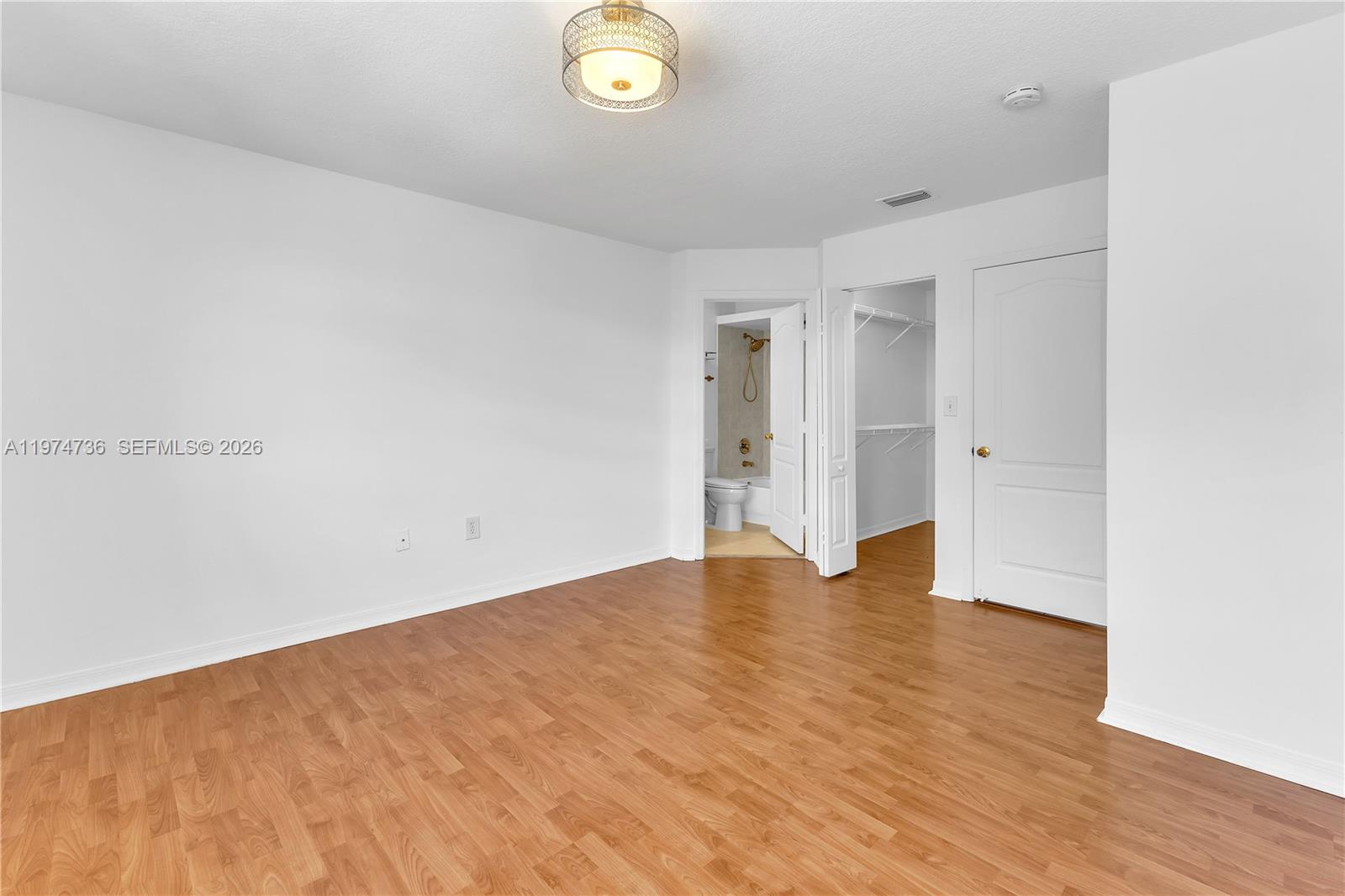 HAMPTON PLACE CONDO - Residential