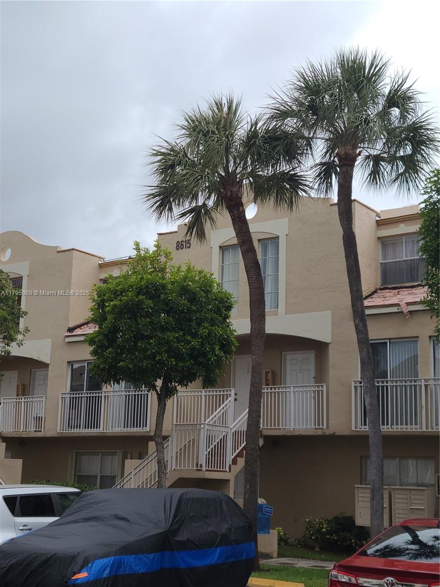 Rental Property at 8615 Nw 5th Ter 14-212, Miami, Broward County, Florida - Bedrooms: 1 
Bathrooms: 1  - $1,900 MO.