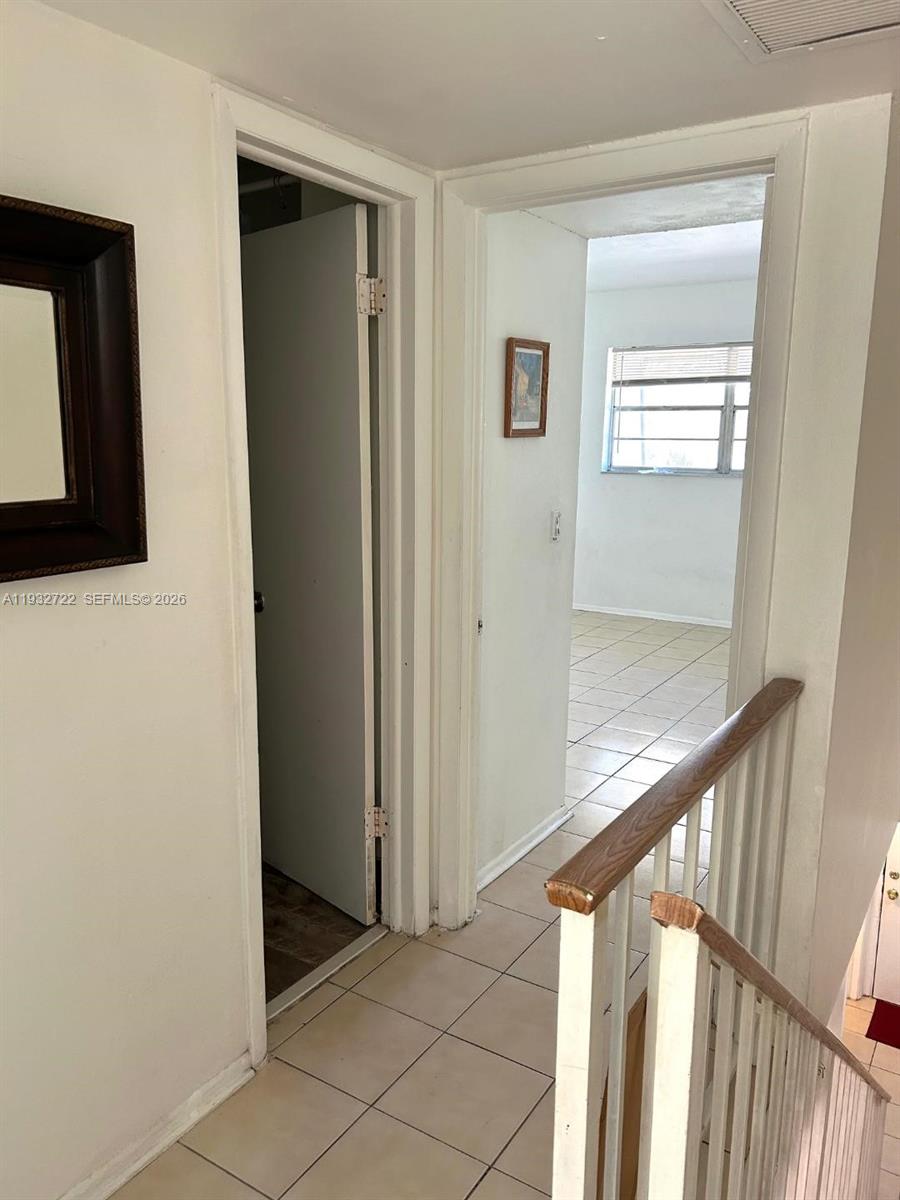 CORAL REEF TOWNHOUSES CON - Residential