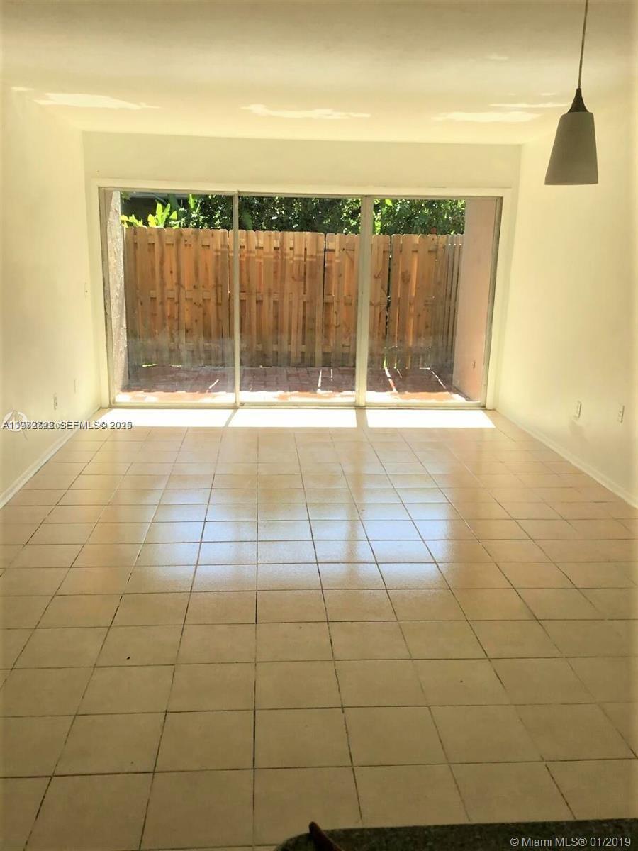 15385 S Dixie Hwy 22 Hwy