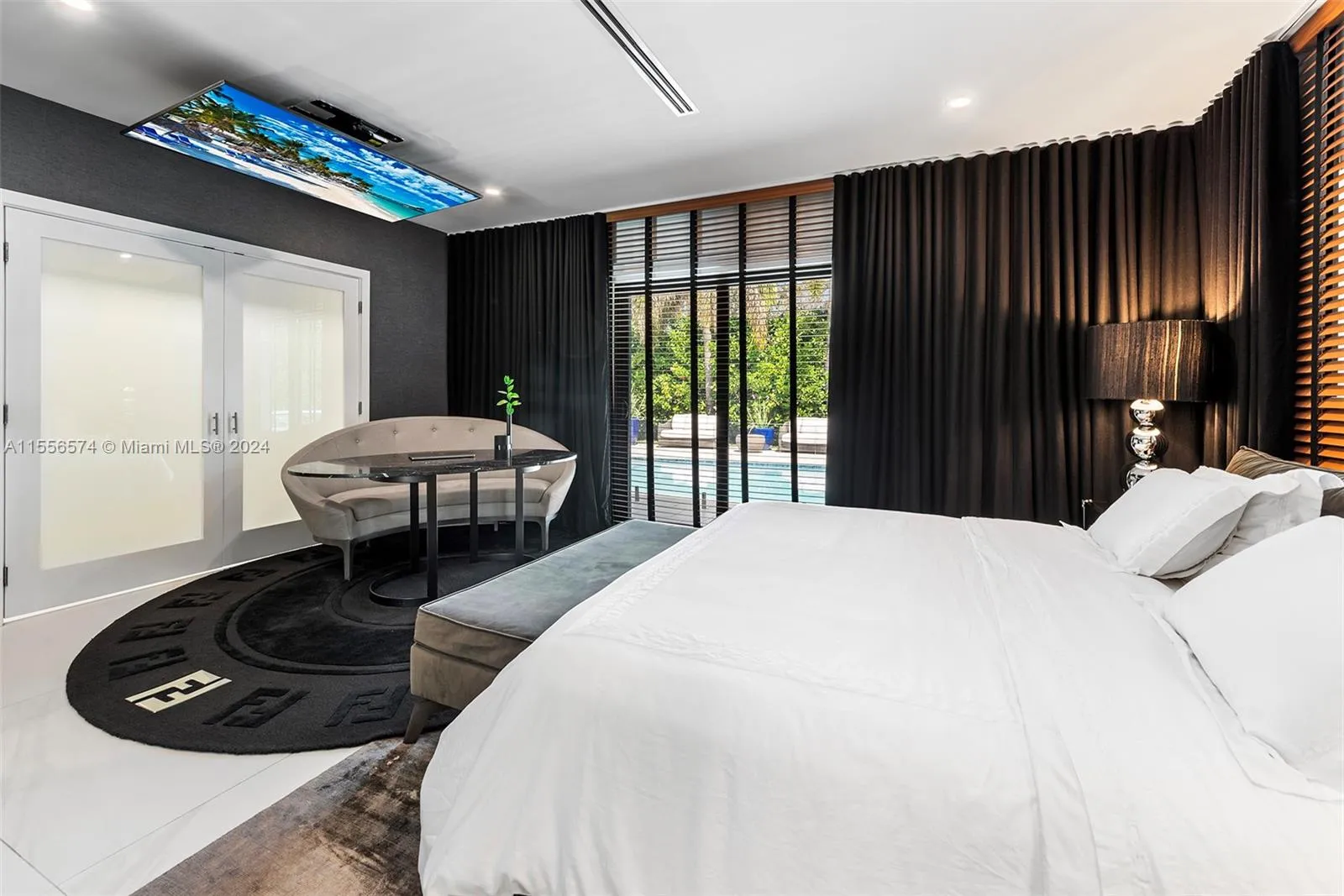 North Miami Beach, Florida 33179, United States, 4 Bedrooms Bedrooms, ,3 BathroomsBathrooms,Residential,Pending,62092