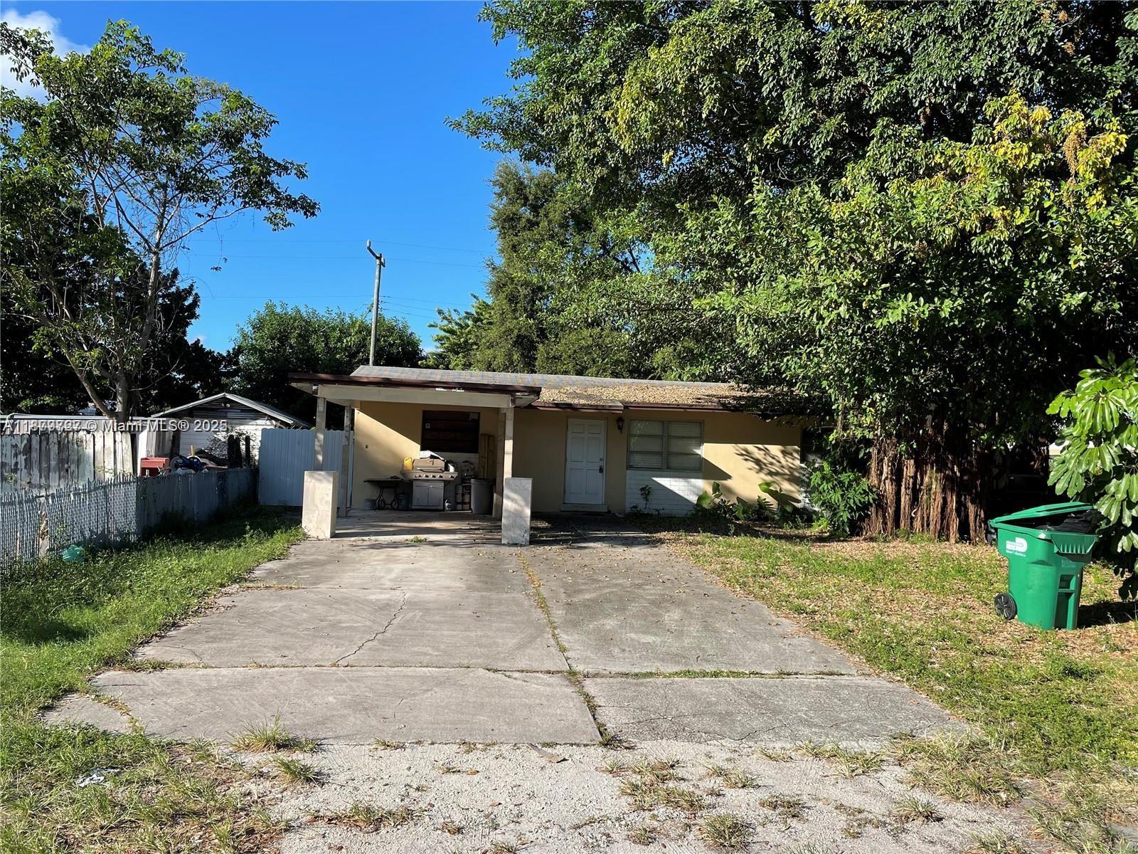 HALLANDALE PARK NO 9 - Residential
