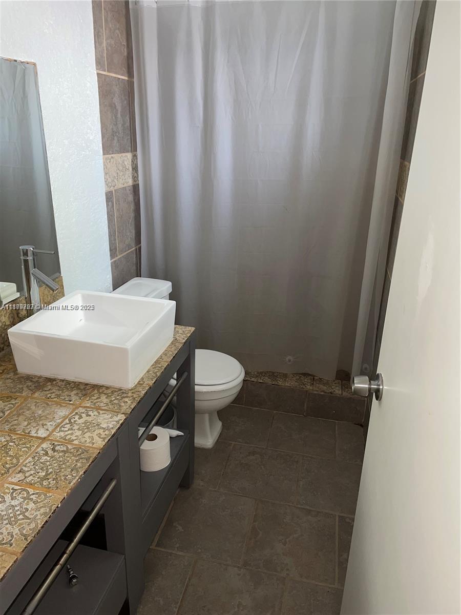 HALLANDALE PARK NO 9 - Residential