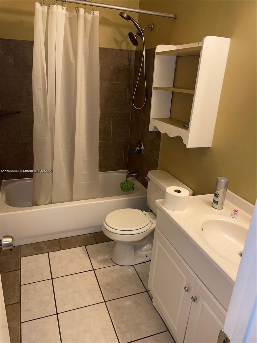 HALLANDALE PARK NO 9 - Residential