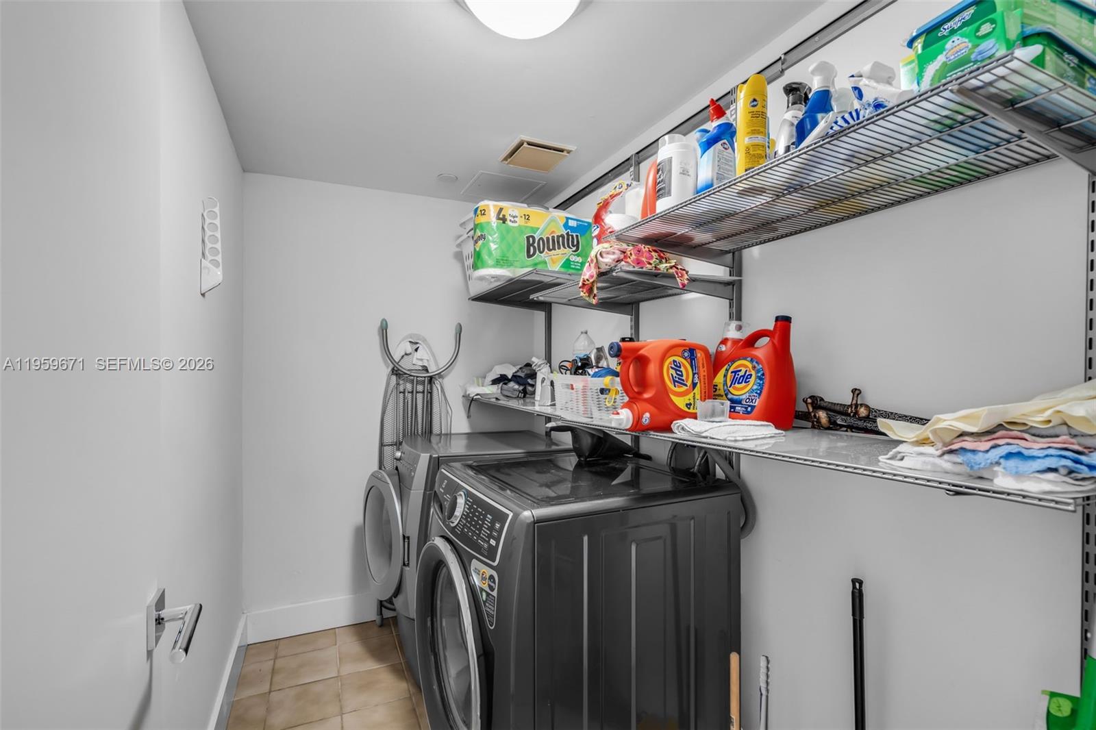 THE EMERALDBAY @ KEY COLO - Residential