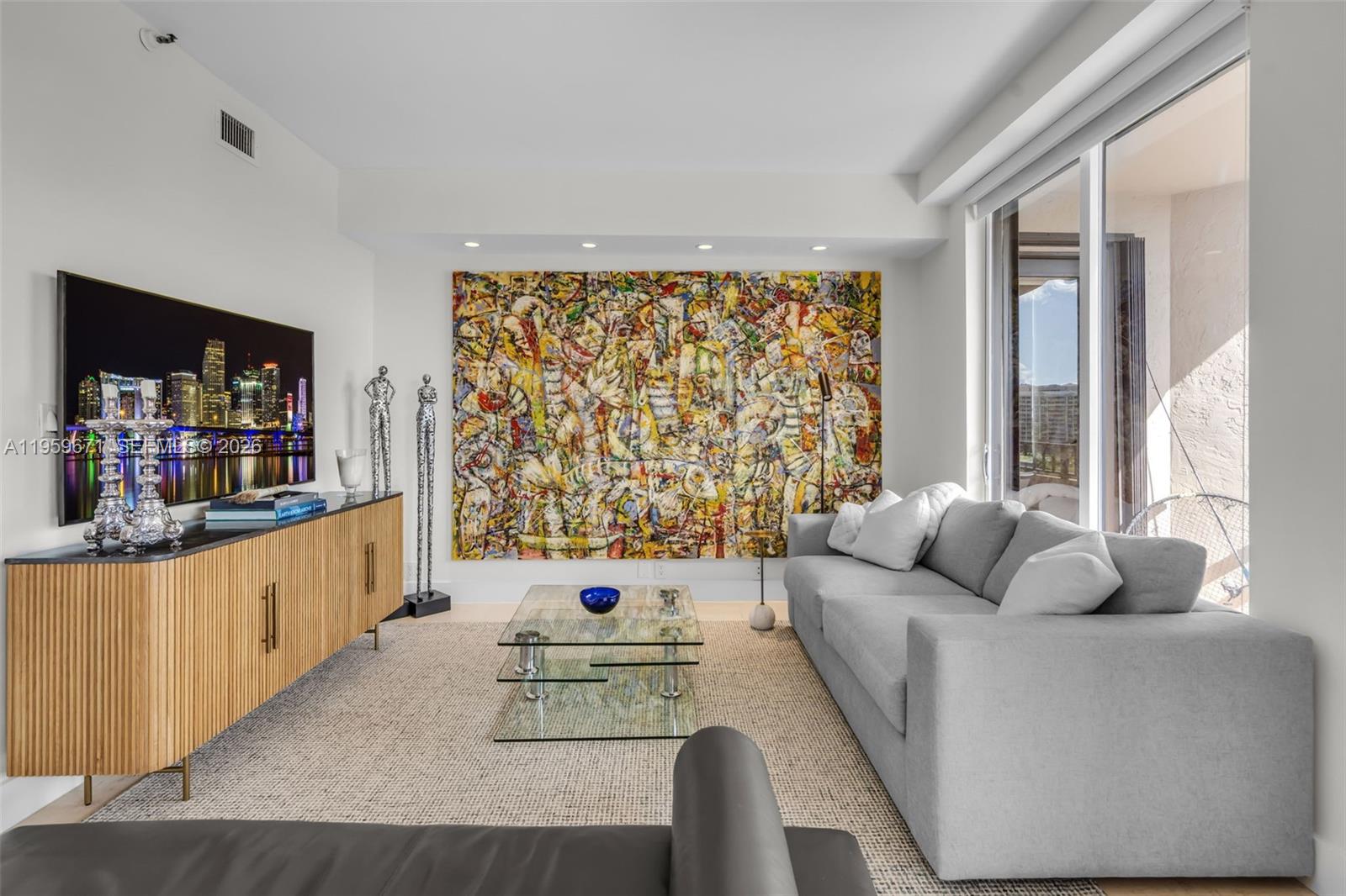 THE EMERALDBAY @ KEY COLO - Residential