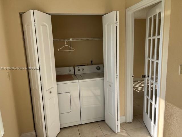 CORAL KEY CONDO - Residential Lease