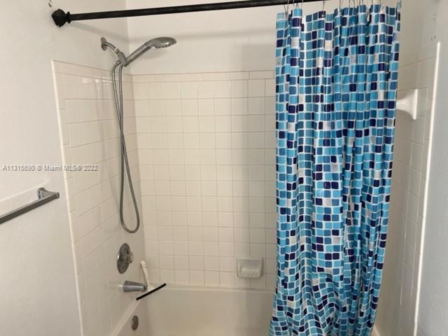 CORAL KEY CONDO - Residential Lease