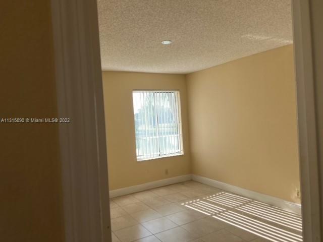 CORAL KEY CONDO - Residential Lease
