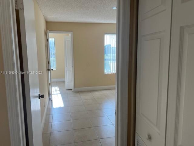 CORAL KEY CONDO - Residential Lease