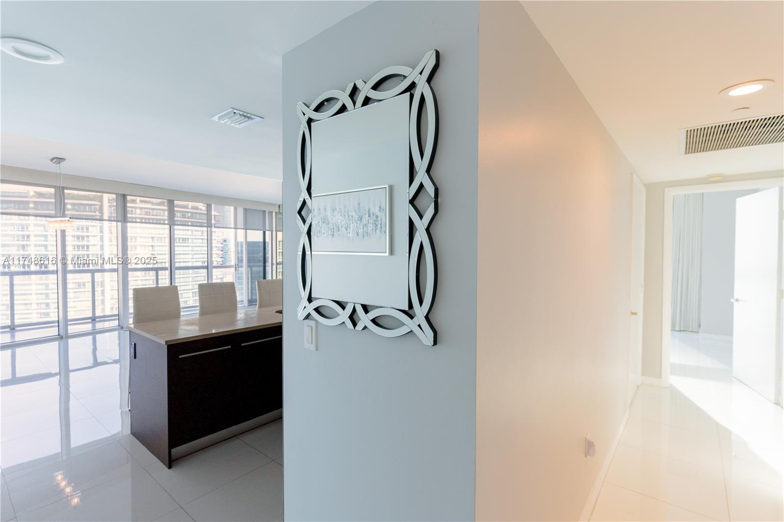 ICONBRICKELL CONDO NO 1 - Residential