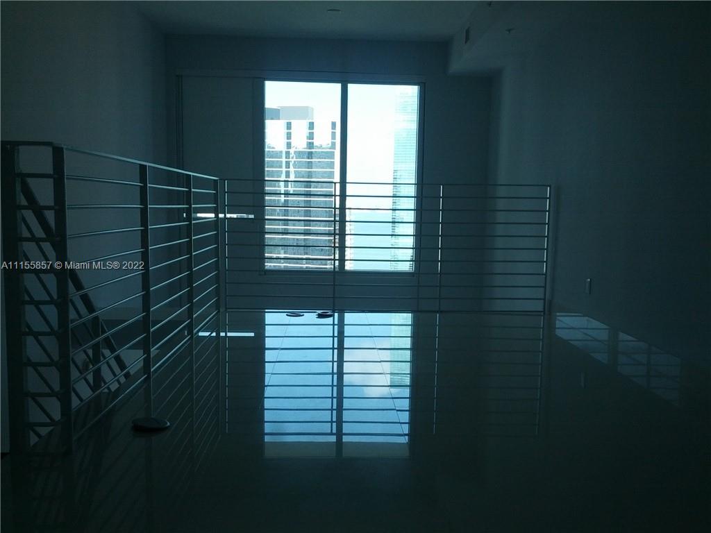 INFINITY AT BRICKELL - Residential