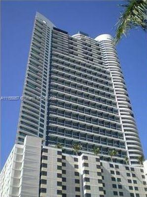 INFINITY AT BRICKELL - Residential