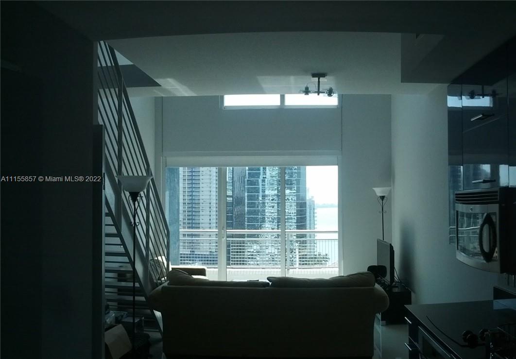 INFINITY AT BRICKELL - Residential