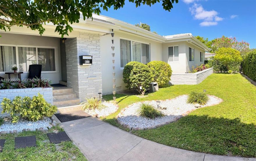 Coral Gables charming home located in a private, not traffic in street. Tastefully decorated. All furnished 3 bedrooms, 2 bath with large and open living areas, hard wood floors, separate family room with vaulted ceilings, new remodeled kitchen with all new applicances, large master bedroom with walking closet. Paved lovely patio, all fenced yard and large car garage. Rented fully FURNISHED only.