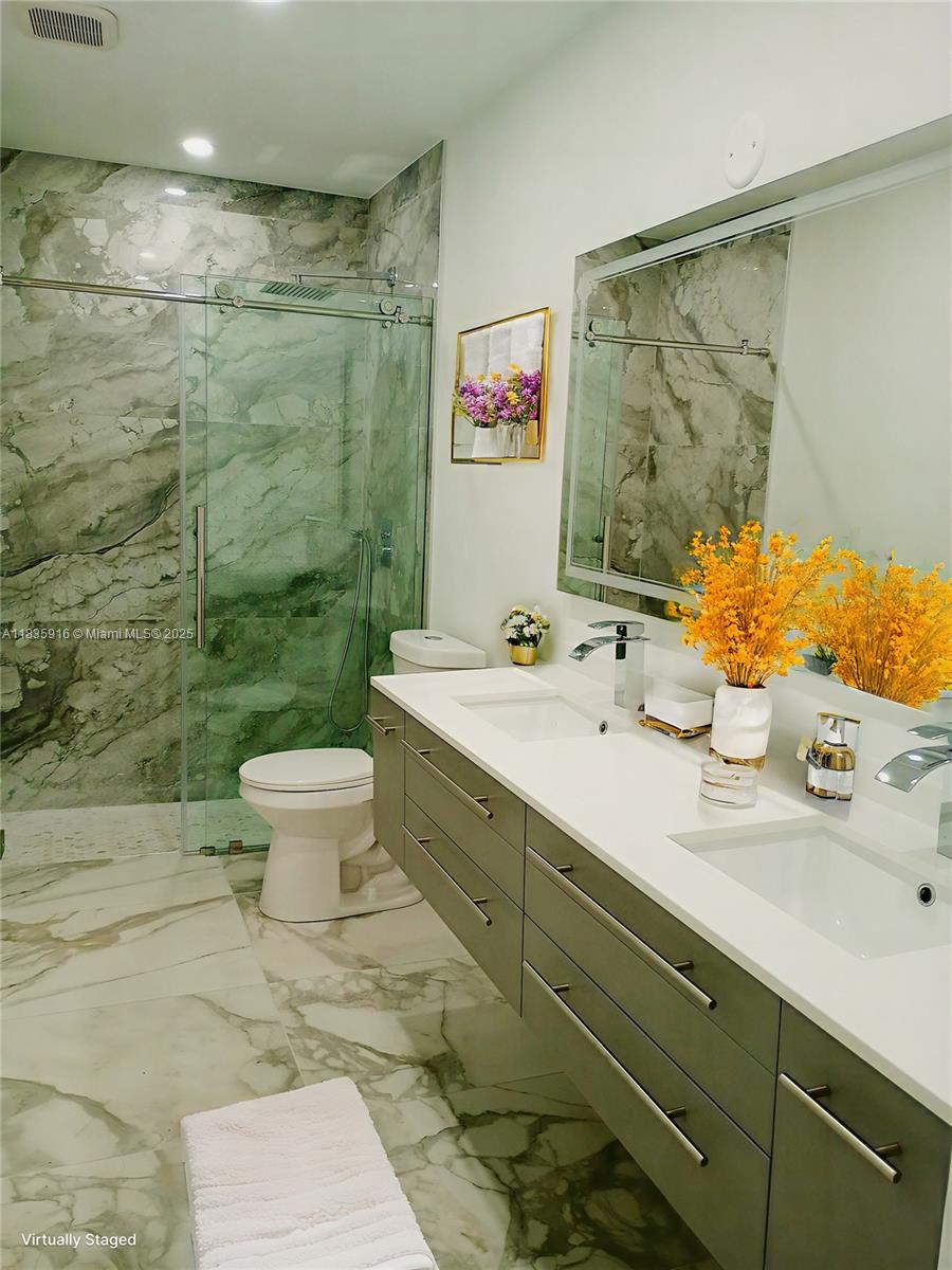 6128 N Kings Gate Cir, Delray Beach, FL, 33484/$359,999 4 6128 N Kings Gate Cir