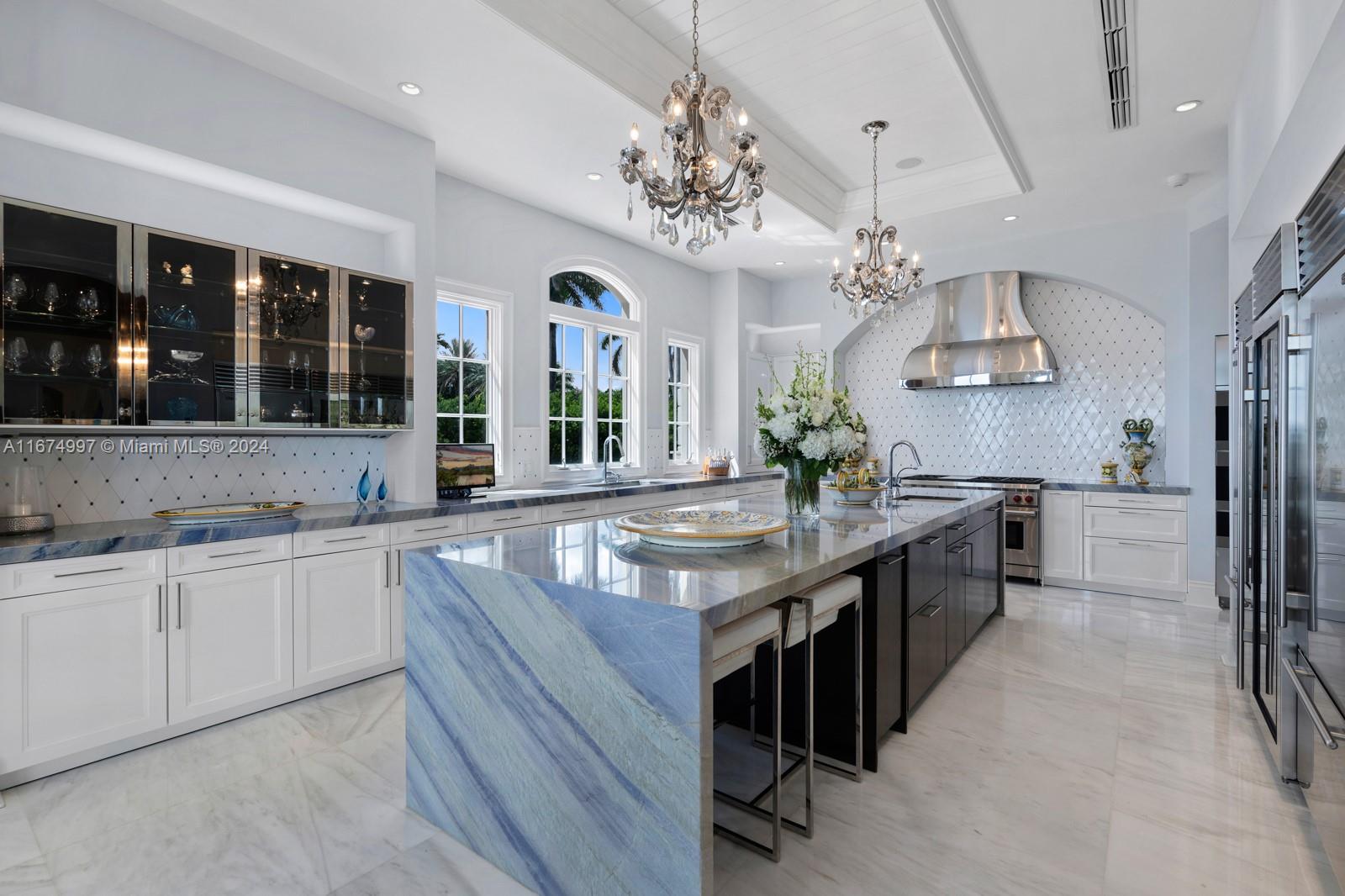 GABLES ESTATES NO 3 - Residential