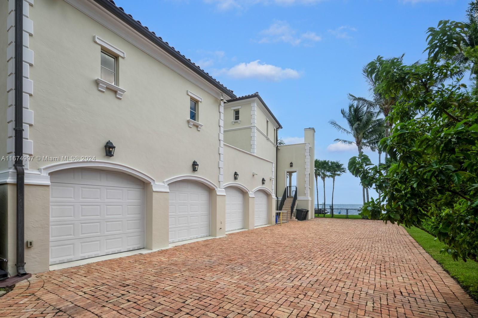 GABLES ESTATES NO 3 - Residential