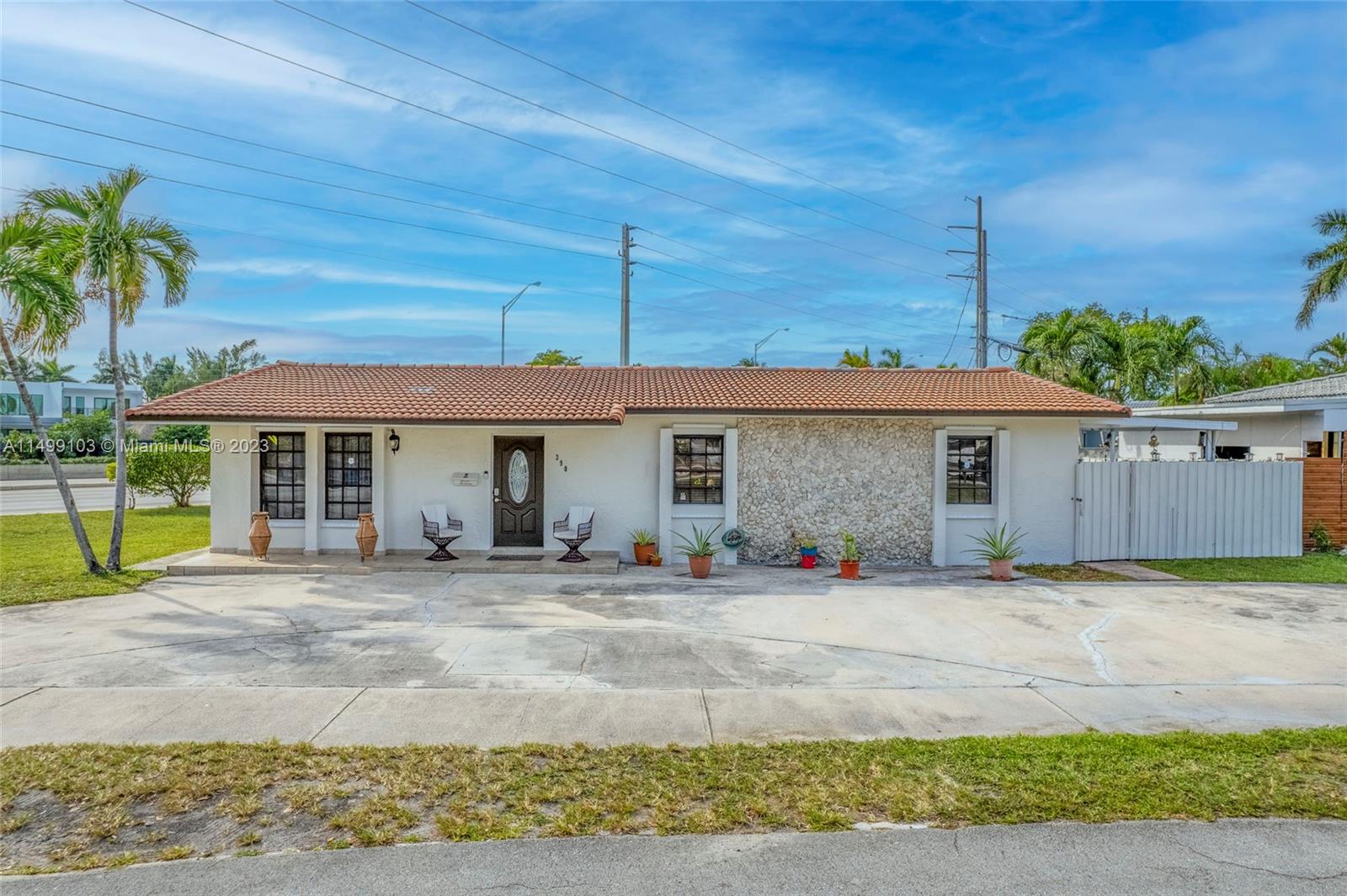 Property for Sale at 390 Cir Dr, Hialeah, Miami-Dade County, Florida - Bedrooms: 6 
Bathrooms: 3  - $839,000