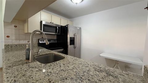 6385 W 27th Ave 11-3 Hialeah FL 33016