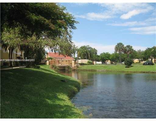 SOUTH PALM PLACE CONDO - Residential