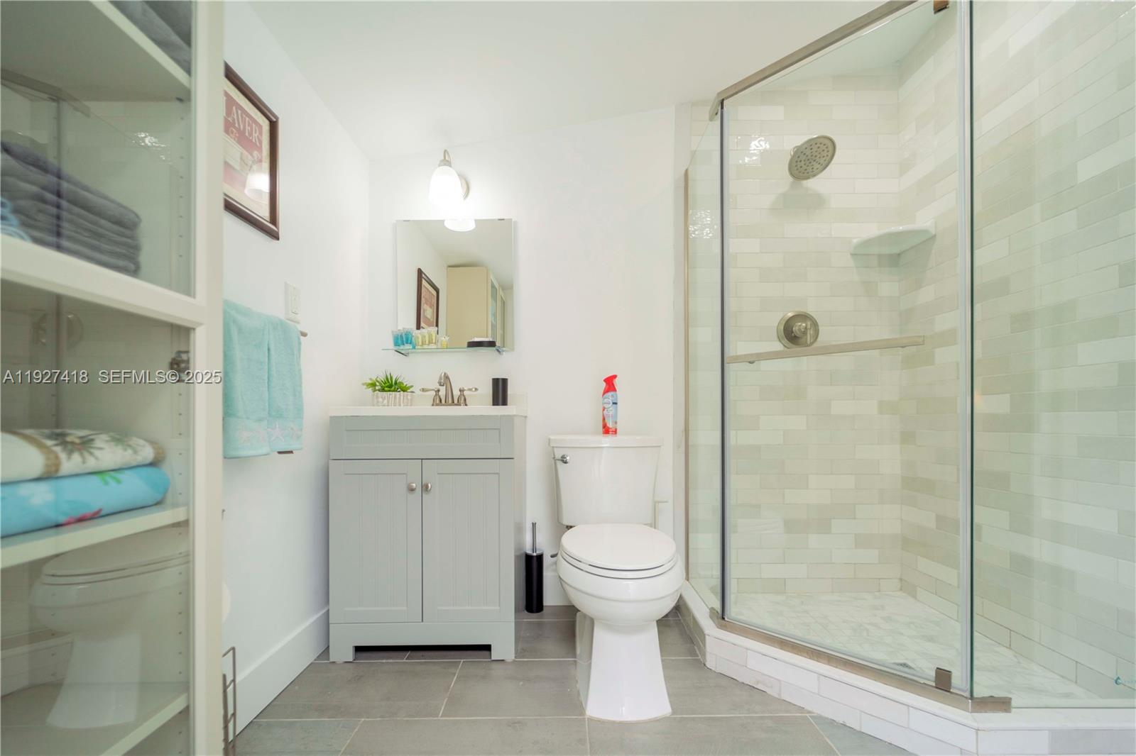 DEERFIELD SHORES - Residential